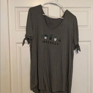 “Indoorsy” plant shirt, torrid size 1.